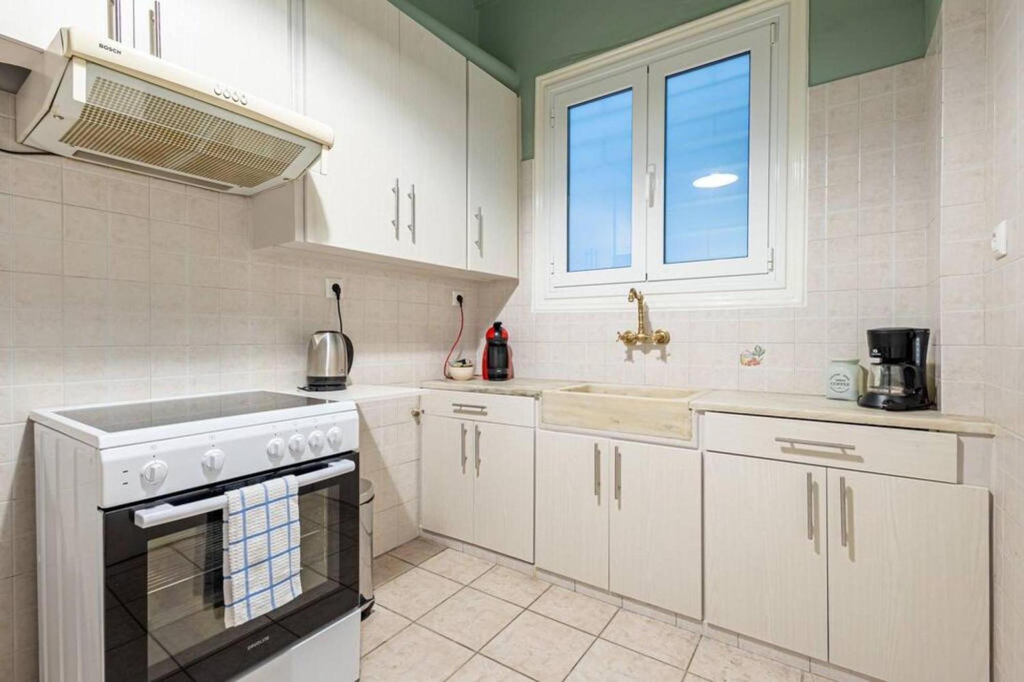 Acropolis Stylish 2Br Apartment - Center Of Atene Esterno foto