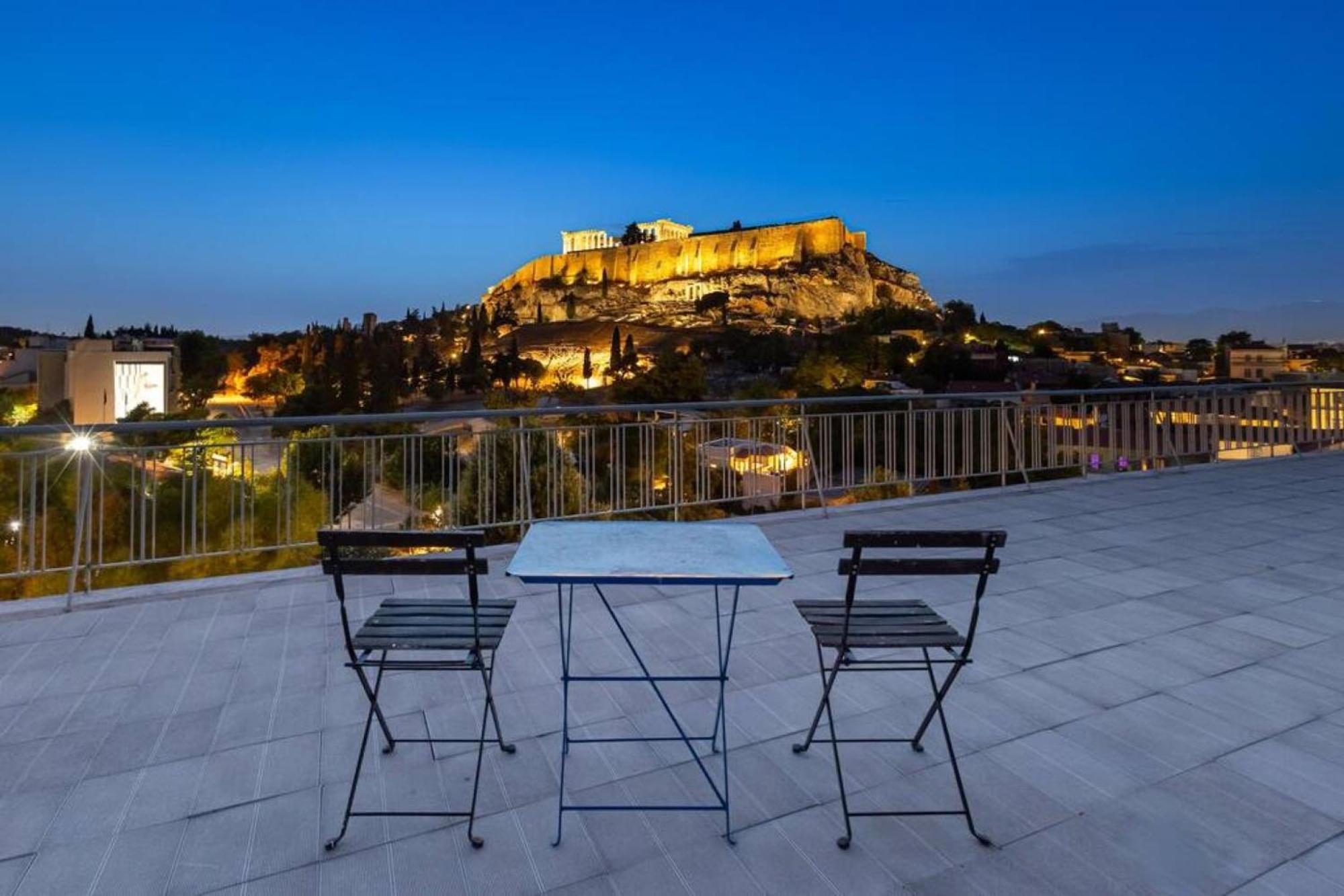 Acropolis Stylish 2Br Apartment - Center Of Atene Esterno foto