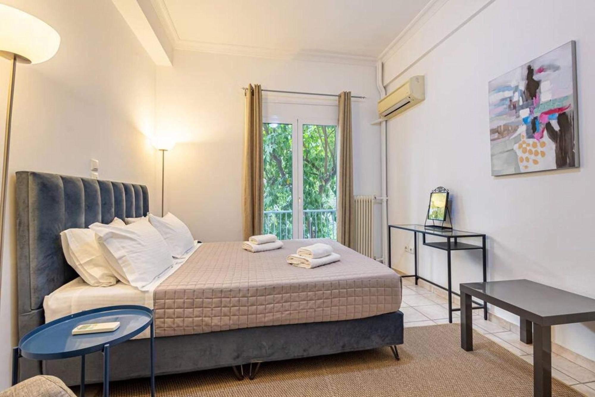 Acropolis Stylish 2Br Apartment - Center Of Atene Esterno foto